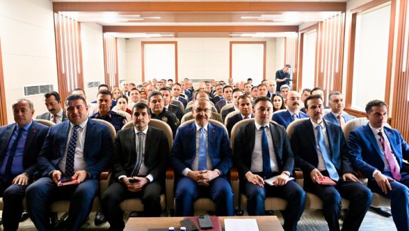 Malatya'nın Kamu Protokolüne Liderlik Konferansı Verildi
