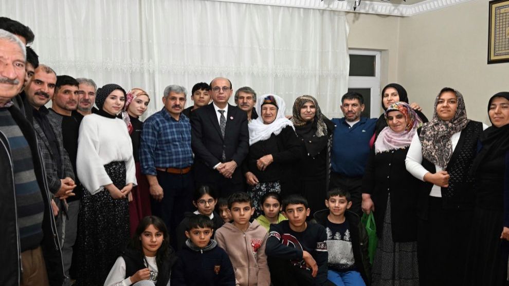 Dört Kuşak Bir Arada: Başkan Geçit'ten Örnek Aileye Ziyaret