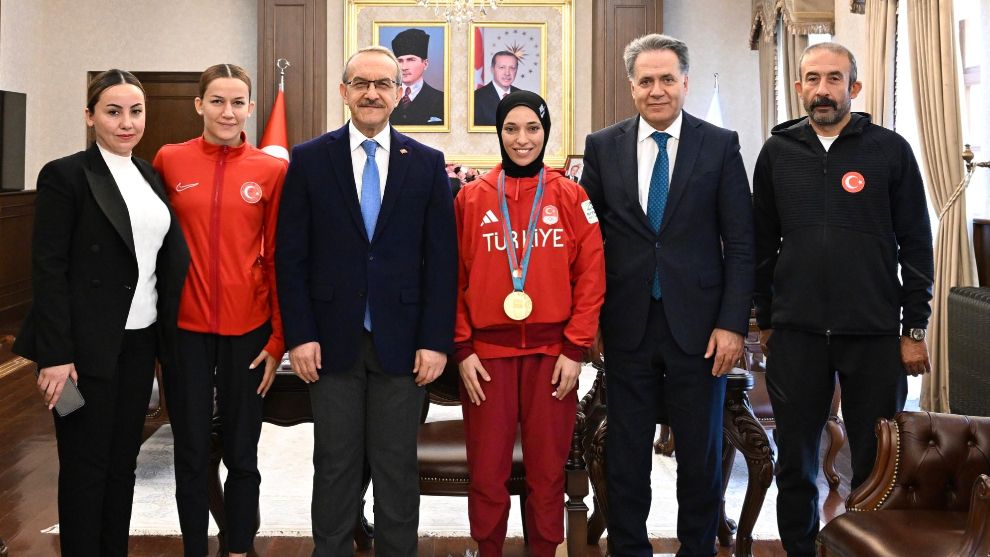 Vali Seddar Yavuz, Milli Boksörleri Ağırladı: Şampiyonlara Tebrik