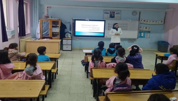 Çocuklara Mahremiyet ve Annelerine Kanser Bilgilendirmesi