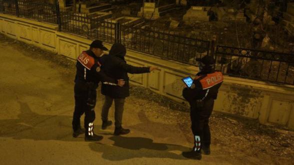 Malatya'da Mezarlıklarda Polis Denetimleri Artırıldı