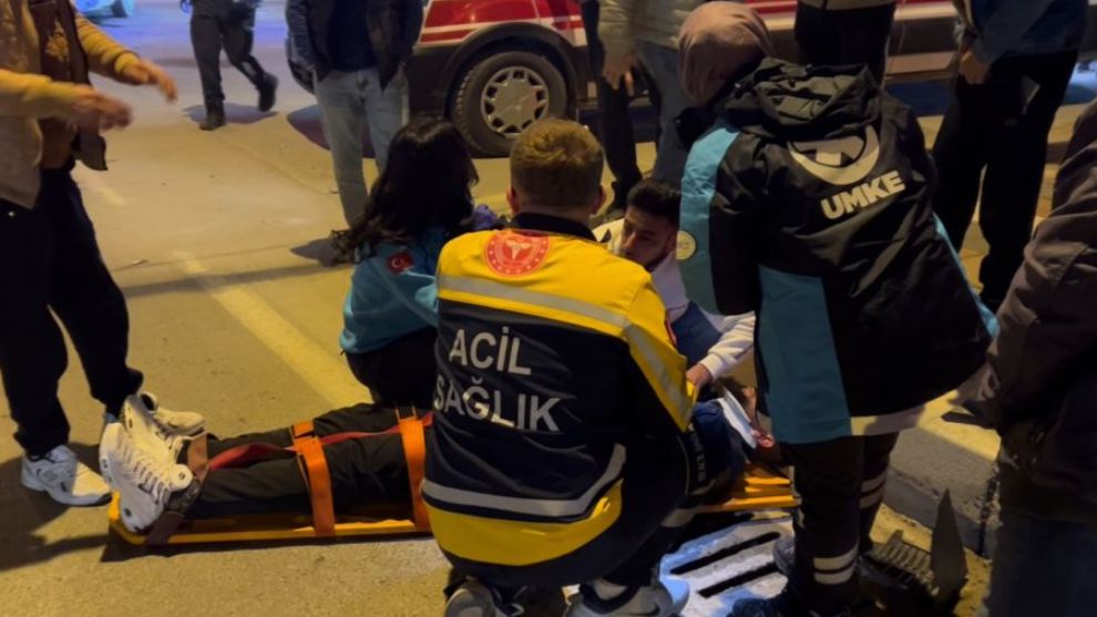 Malatya'da Korkutan Kaza: Çöşnük Kavşağı'nda İki Otomobil Çarpıştı, 6 Kişi Yaralı