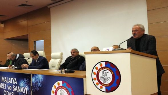 Malatya Mahrukatçılar Esnaf Odası Başkanı Orhan Özbek güven tazeledi