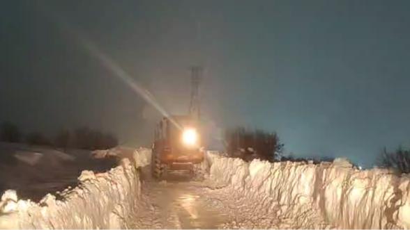 Yoğun Kar Sonrası 176 Mahallede Ulaşım Sağlandı