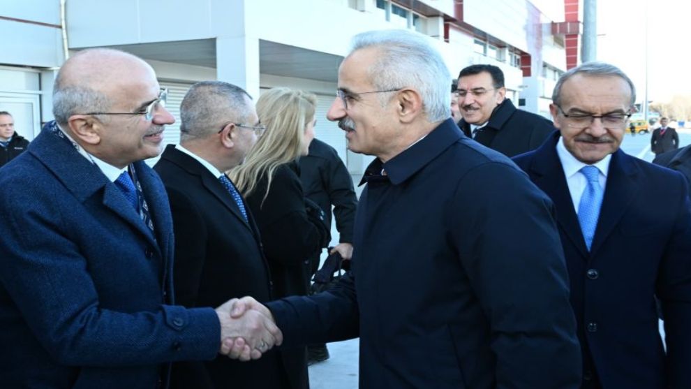 Başkan Er'den Müjdeler Arka Arkaya: Viyadük, Yol ve Raylı Sistem!