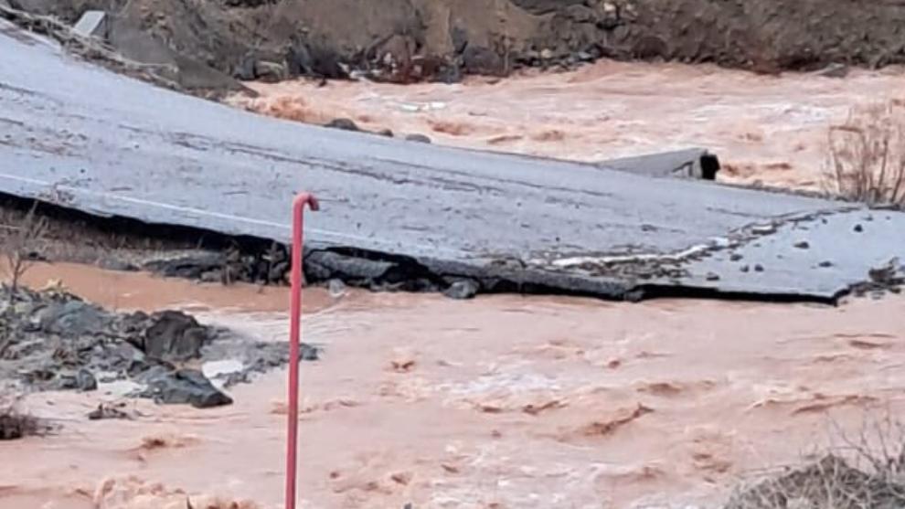 Hekimhan'da Sel Köy Köprüsünü Götürdü!..