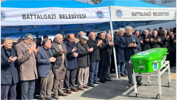 Başkan İlhan Geçitin Amcası Hanifi Geçit Toprağa Verildi