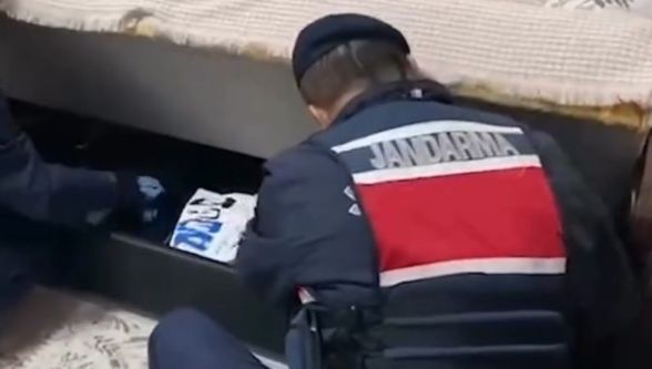 Battalgazide 1.454 Uyuşturucu Hap Ele Geçirildi