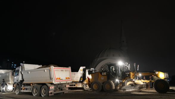 Çamurlu  Yollardan Huzura: Battalgazi'de İbadet Yolundaki Engeller Kalktı