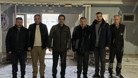  Kar Yağışına Gece Boyunca Müdahale Ettiler