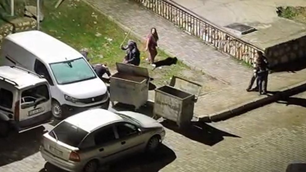 Eski Eşine Kızdı, Komşularından Meydan Dayağı Yedi