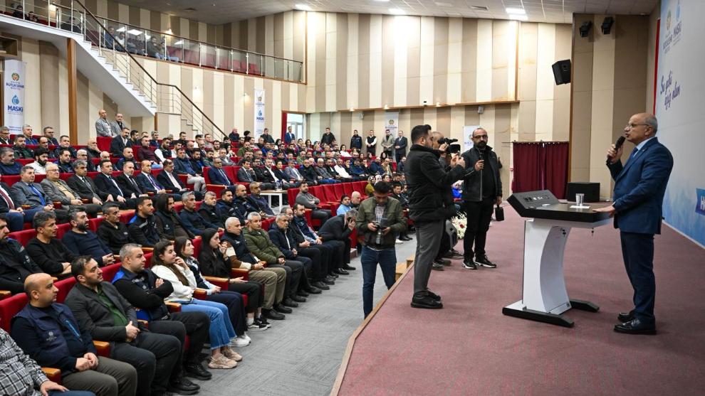 "Sadece yaraları sarmıyoruz, geleceğin Malatya'sını inşa ediyoruz"
