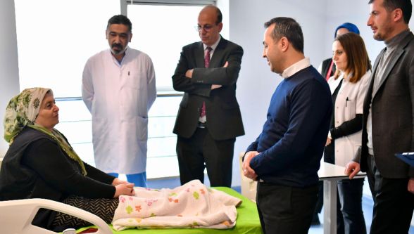 Babacandan Hastane Ziyaretinde Personele Teşekkür