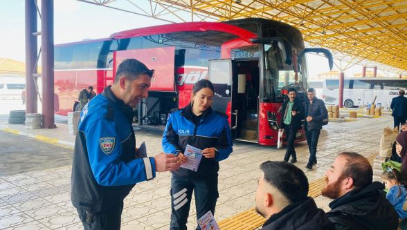 Bayram Buruk Geçmesin Diye Ekipler Gece Gündüz Sahada