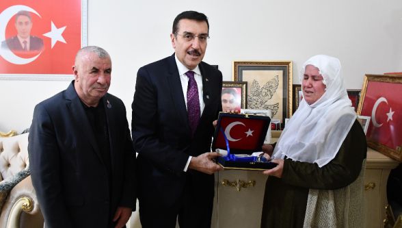 Bülent Tüfenkci Malatya'da şehit ailelerini ziyaret etti