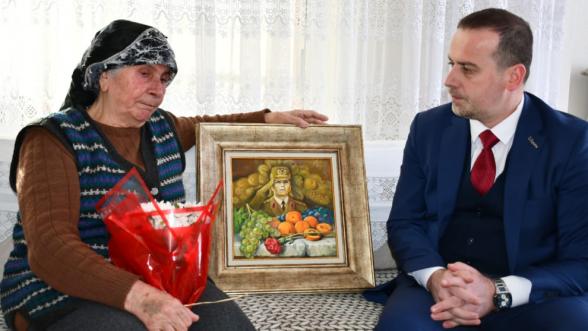 Gözü Yaşlı Anneye 8 Mart Tesellisi: Yarbay Songül Yakut Unutulmadı