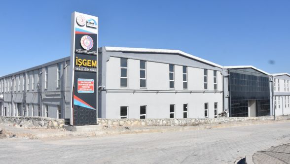 TSOdan iş makinesi operatörlüğü eğitim projesi