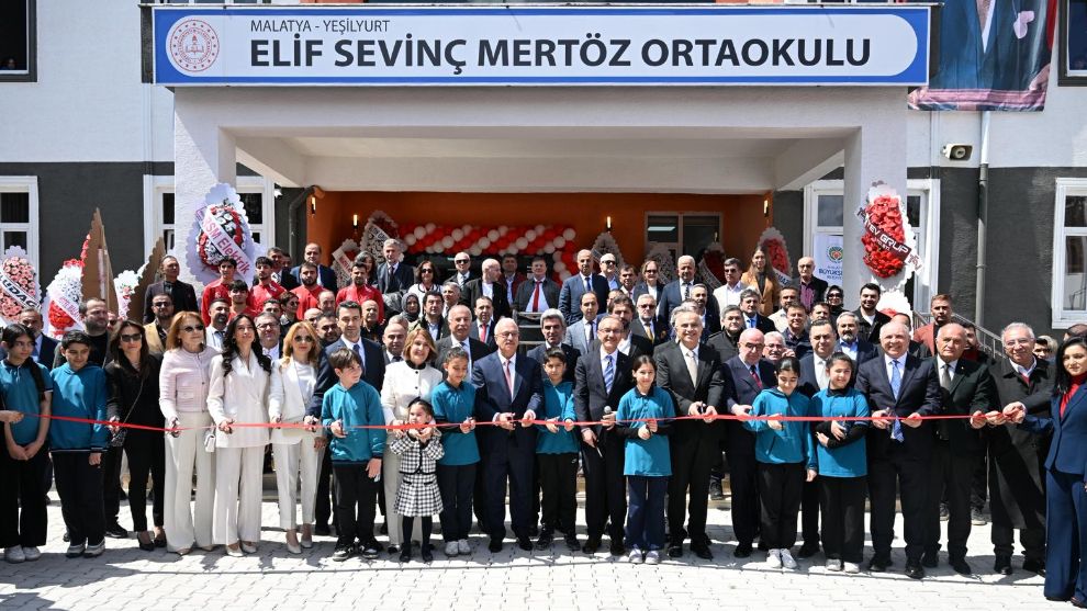 "88 yatırımın yüzde 40'ı hayırseverlerimizin katkılarıyla hayata geçirildi"