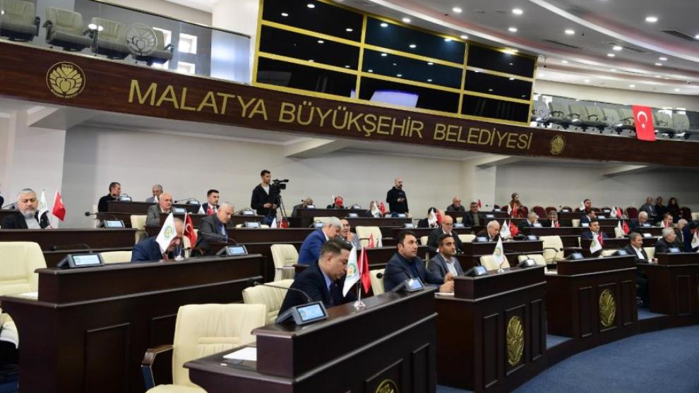 Malatya Büyükşehir Meclisi'nde kimler yeni komisyonlara seçildi?