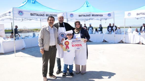 Battalgazi'de içli köfte yarışması düzenlendi: Birinci belli oldu