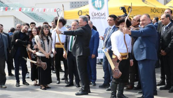 “Bu kadim gelenek bizi birbirimize bağlayan ortak bir dil, ortak bir hafızadır”