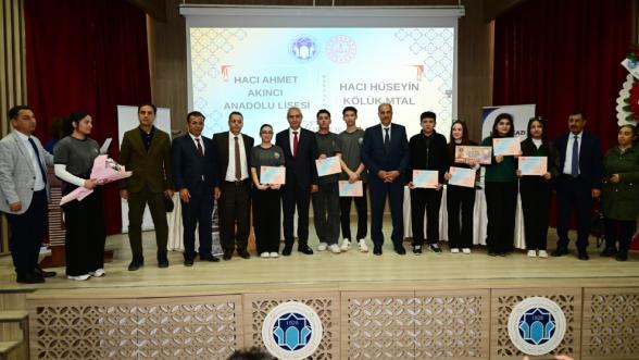 Fikirler Kapıştı, 12 Bin TL Hüseyin Kölük'e Gitti