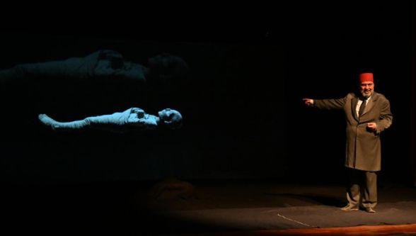 "Firavunla Yüz Yüze" Tiyatro Oyunu Malatya'da Sahnelendi