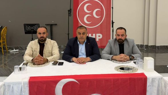 Liderimiz Devlet Bahçelinin çizdiği istikamette yürüyoruz