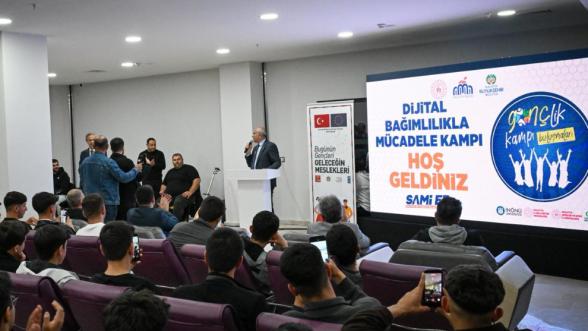 Malatya'da Dijital Bağımlılıkla Mücadele Kampı Başladı