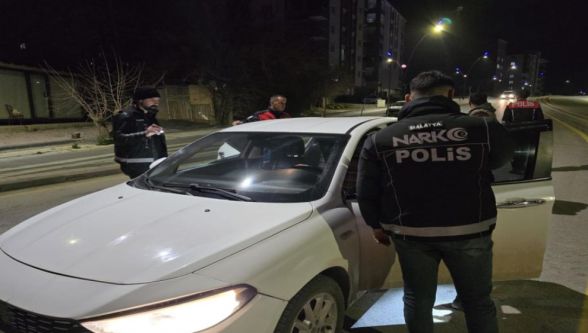 Malatyada park ve mesire yerlerinde Narkoalan Denetimi