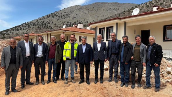 "Son depremzede evine girene kadar sahadayız"