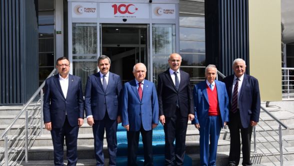 “Türkiyenin Sivilleşmesinde Malatyalılar Başta Gelir”