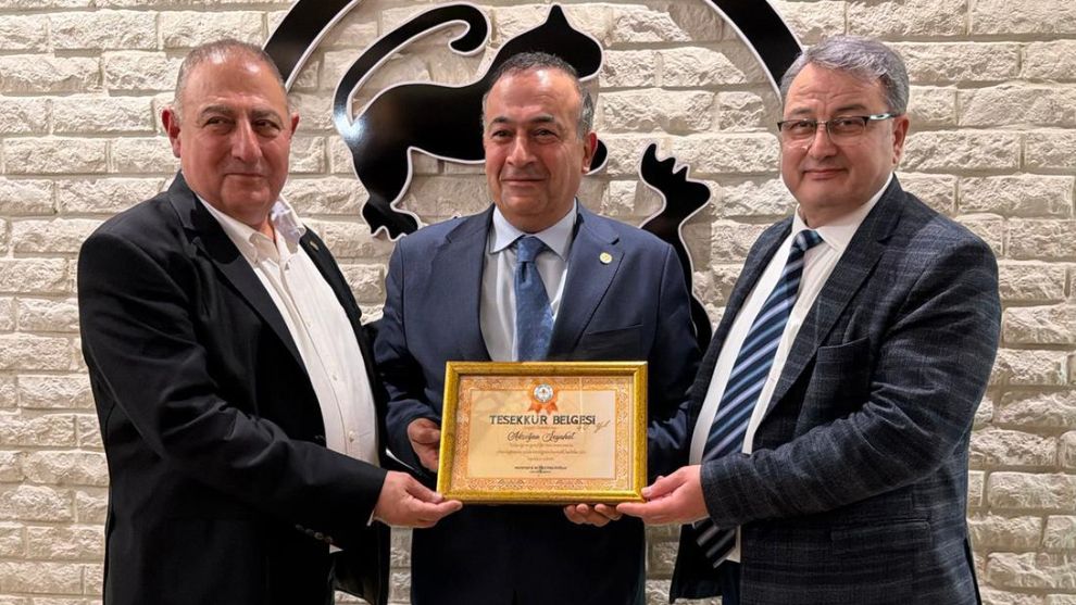 Mustafa Necati Tecdelioğlu Malatya'da Eğitim Gönüllüleriyle Buluştu