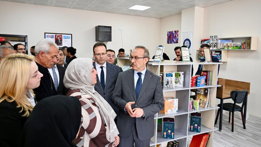 Nazlıcan ve Tamer Levent adına kütüphane açıldı