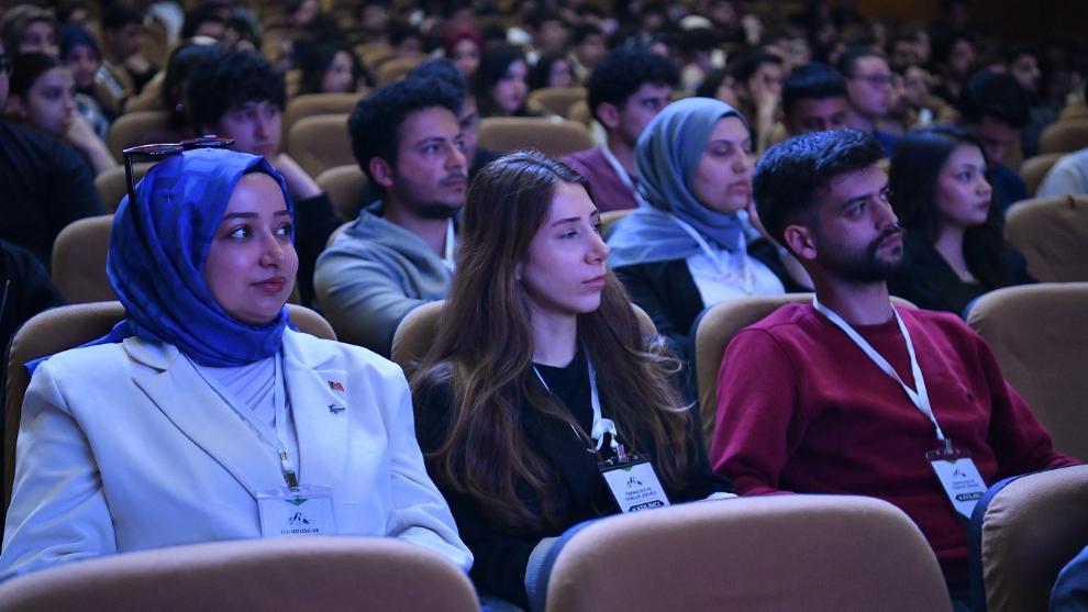 “Yapay Zekadan Bulut Bilişime Kadar Her Yenilik Yeni Bir Fırsat Kapısıdır”