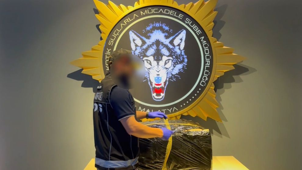 Otogarda Polisler Karşılayınca, Adresleri Cezaevi Oldu