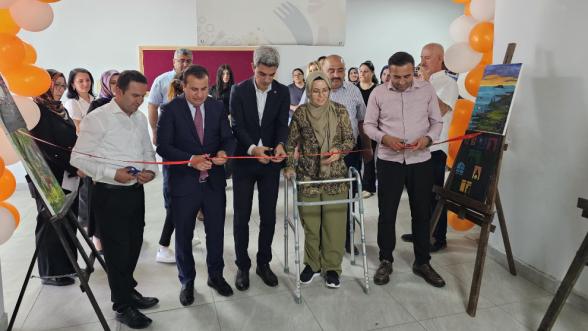 Fatma Öğretmenin Azmi Akçadağ'daki Sergiye Yansıdı