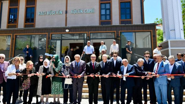 İş İnsanı İbrahim Kölük'ten Malatya'ya Vefa: Hacı Hüseyin Kölük Camii Açıldı