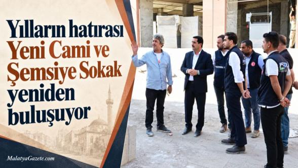 Yılların hatırası Yeni Cami ve Şemsiye Sokak yeniden buluşuyor